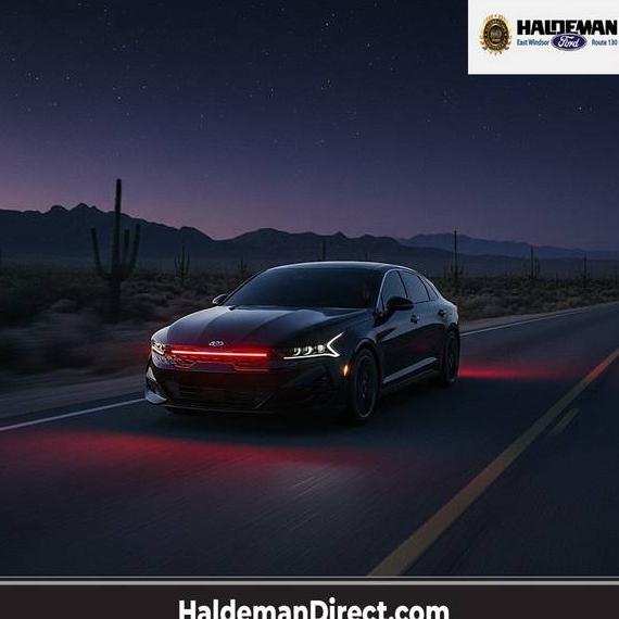 KIA K5 2023 5XXG14J25PG198165 image