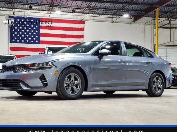 KIA K5 2021 5XXG14J27MG075012 image