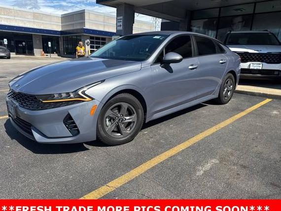 KIA K5 2021 5XXG14J25MG013088 image
