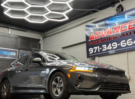 KIA K5 2021 5XXG14J22MG047098 image