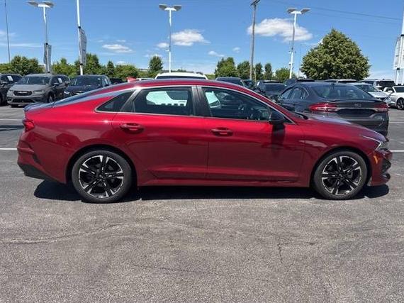KIA K5 2021 5XXG64J22MG057132 image