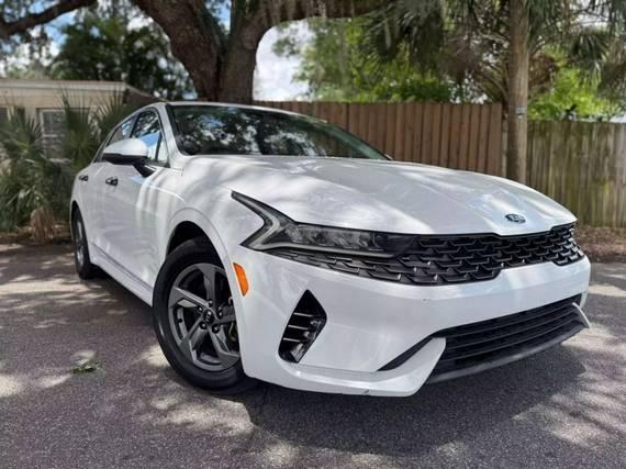 KIA K5 2021 5XXG14J21MG050073 image