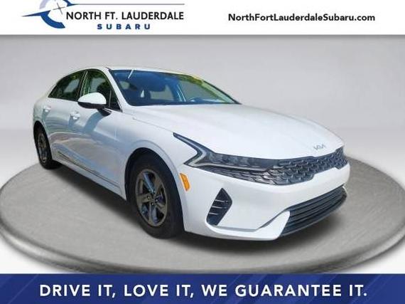 KIA K5 2022 5XXG14J27NG115381 image