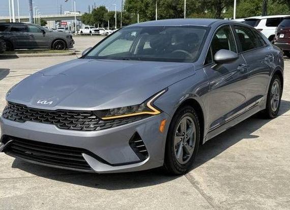 KIA K5 2022 5XXG14J22NG088980 image
