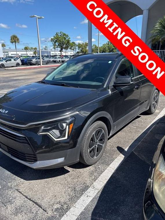 KIA NIRO 2023 KNDCR3LE3P5056376 image