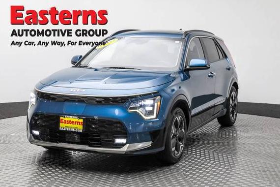 KIA NIRO 2023 KNDCT3L12P5014330 image