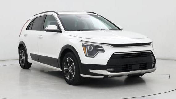 KIA NIRO 2023 KNDCT3LE3P5065483 image