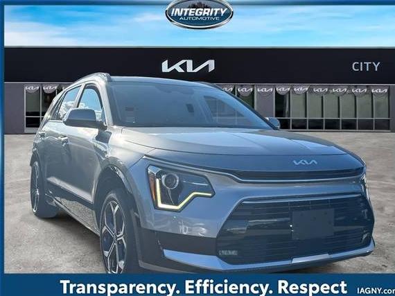 KIA NIRO 2023 KNDCR3LE5P5100961 image KIA NIRO 2023 KNDCR3LE5P5100961 image