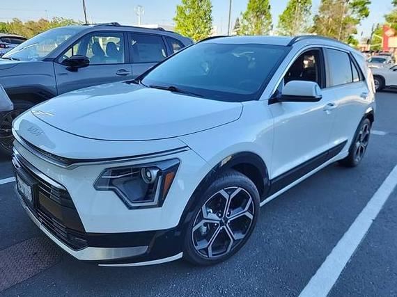 KIA NIRO 2023 KNDCR3LE4P5109750 image