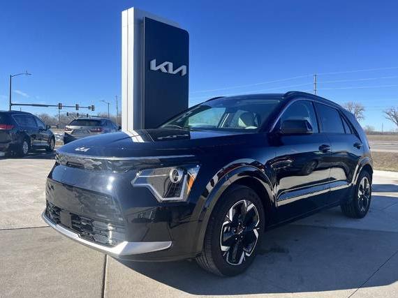 KIA NIRO 2023 KNDCR3L19P5040941 image KIA NIRO 2023 KNDCR3L19P5040941 image