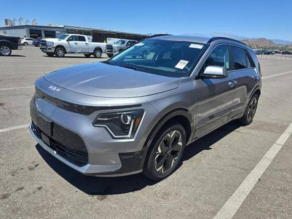 KIA NIRO 2023 KNDCR3L12P5061954 image