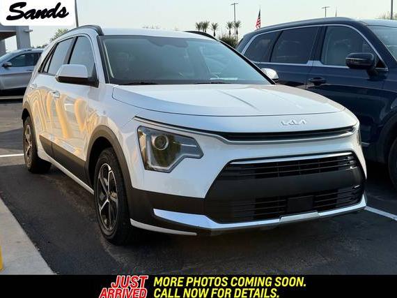 KIA NIRO 2023 KNDCR3LE5P5109336 image