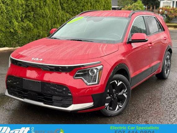 KIA NIRO 2023 KNDCR3L19P5038252 image
