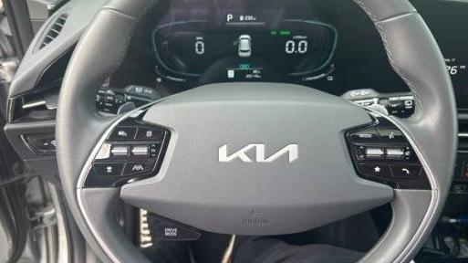 KIA NIRO 2023 KNDCR3LE6P5053861 image