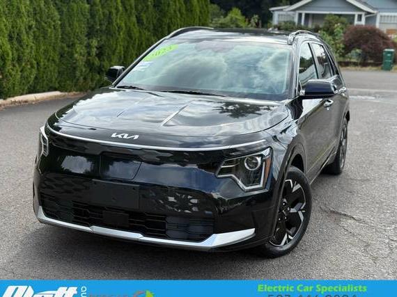 KIA NIRO 2023 KNDCR3L15P5038314 image