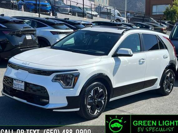 KIA NIRO 2023 KNDCT3L12P5035288 image