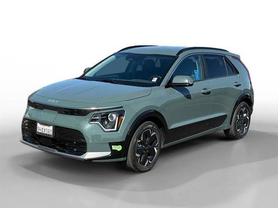 KIA NIRO 2023 KNDCR3L13P5065625 image