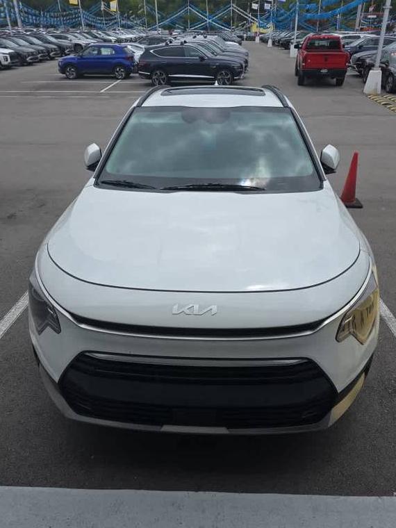 KIA NIRO 2023 KNDCR3LE4P5102524 image