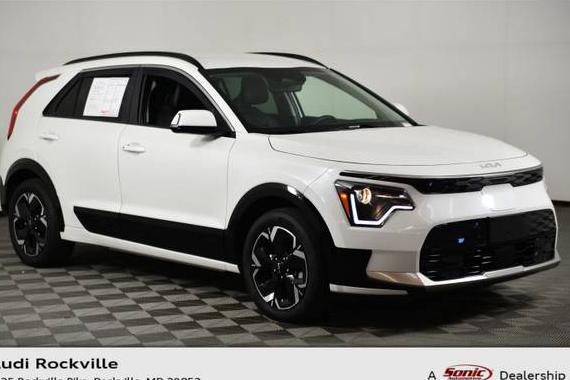 KIA NIRO 2024 KNDCR3L10R5091974 image