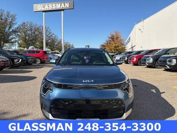 KIA NIRO 2024 KNDCR3L19R5117813 image
