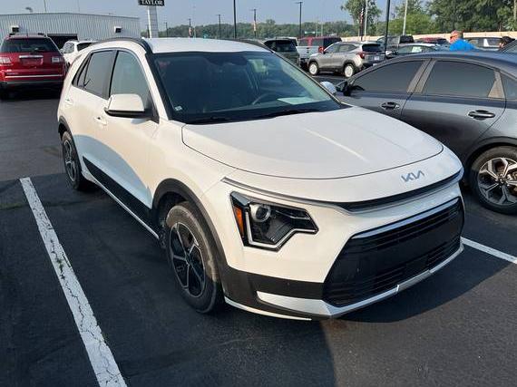 KIA NIRO 2024 KNDCR3LE1R5127304 image