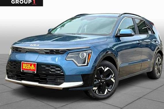 KIA NIRO 2024 KNDCR3L17R5110245 image
