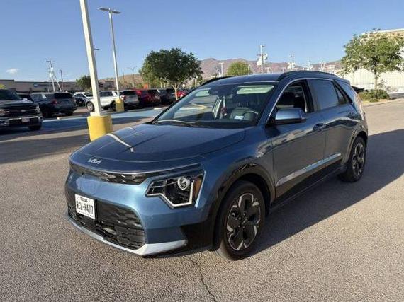 KIA NIRO 2024 KNDCR3L17R5102128 image