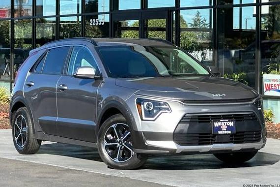 KIA NIRO 2025 KNDCR3LE2S5251894 image