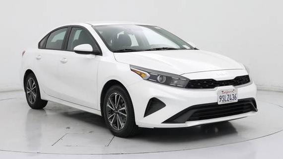 KIA FORTE 2023 3KPF24AD6PE554075 image