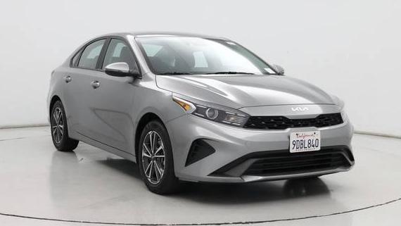 KIA FORTE 2023 3KPF24AD1PE512378 image