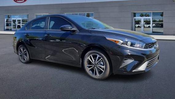 KIA FORTE 2023 3KPF24AD3PE685562 image