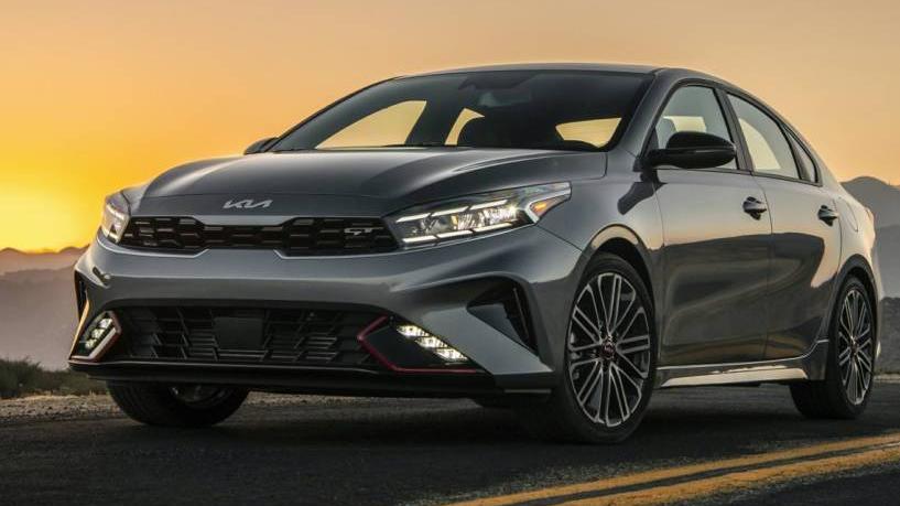 KIA FORTE 2023 3KPF24AD4PE581677 image