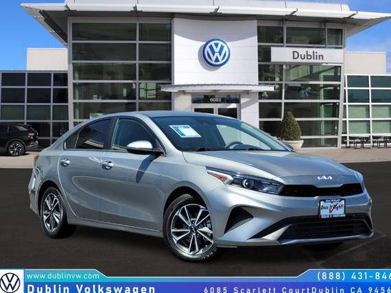 KIA FORTE 2023 3KPF24AD7PE575128 image