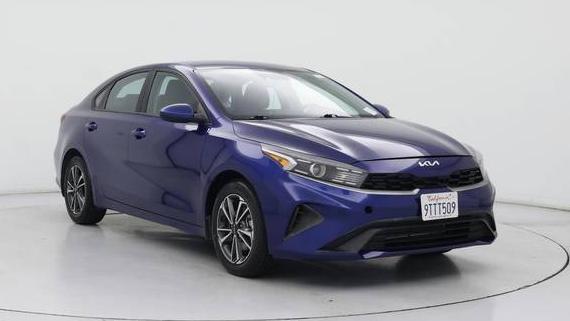 KIA FORTE 2023 3KPF24AD0PE551947 image