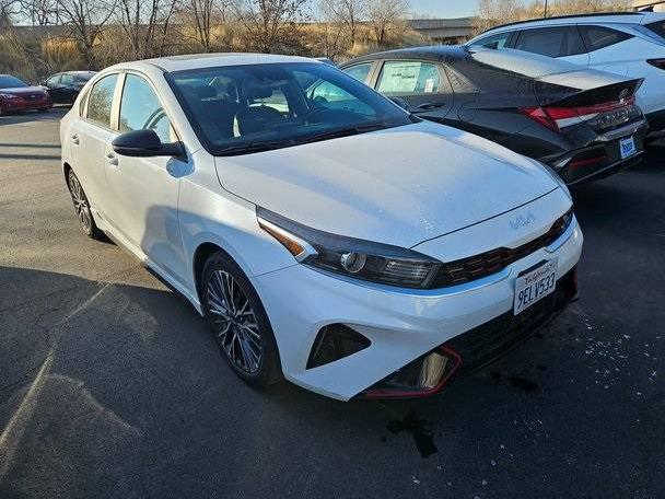 KIA FORTE 2023 3KPF54AD5PE582232 image