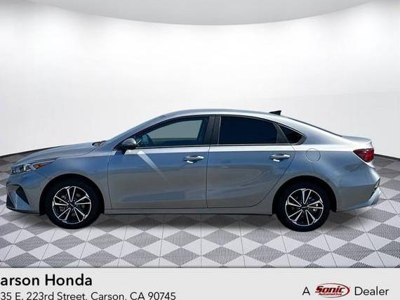 KIA FORTE 2023 3KPF24AD4PE666292 image