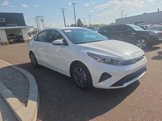 KIA FORTE 2023 3KPF24AD1PE637767 image