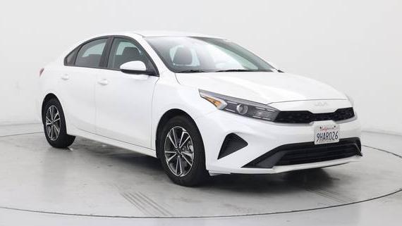KIA FORTE 2023 3KPF24AD2PE652956 image