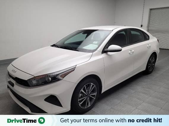 KIA FORTE 2023 3KPF24AD8PE597848 image