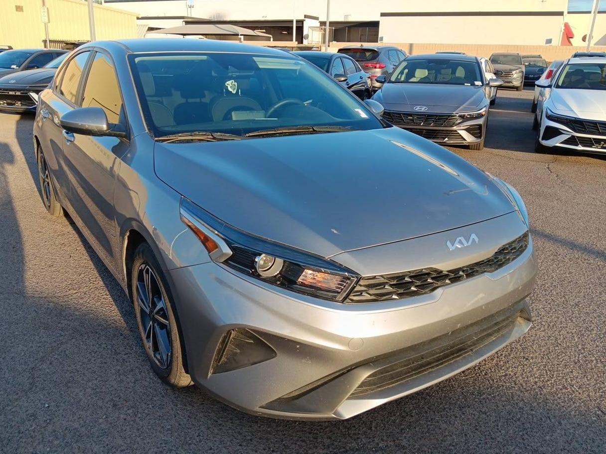 KIA FORTE 2023 3KPF24AD9PE687090 image