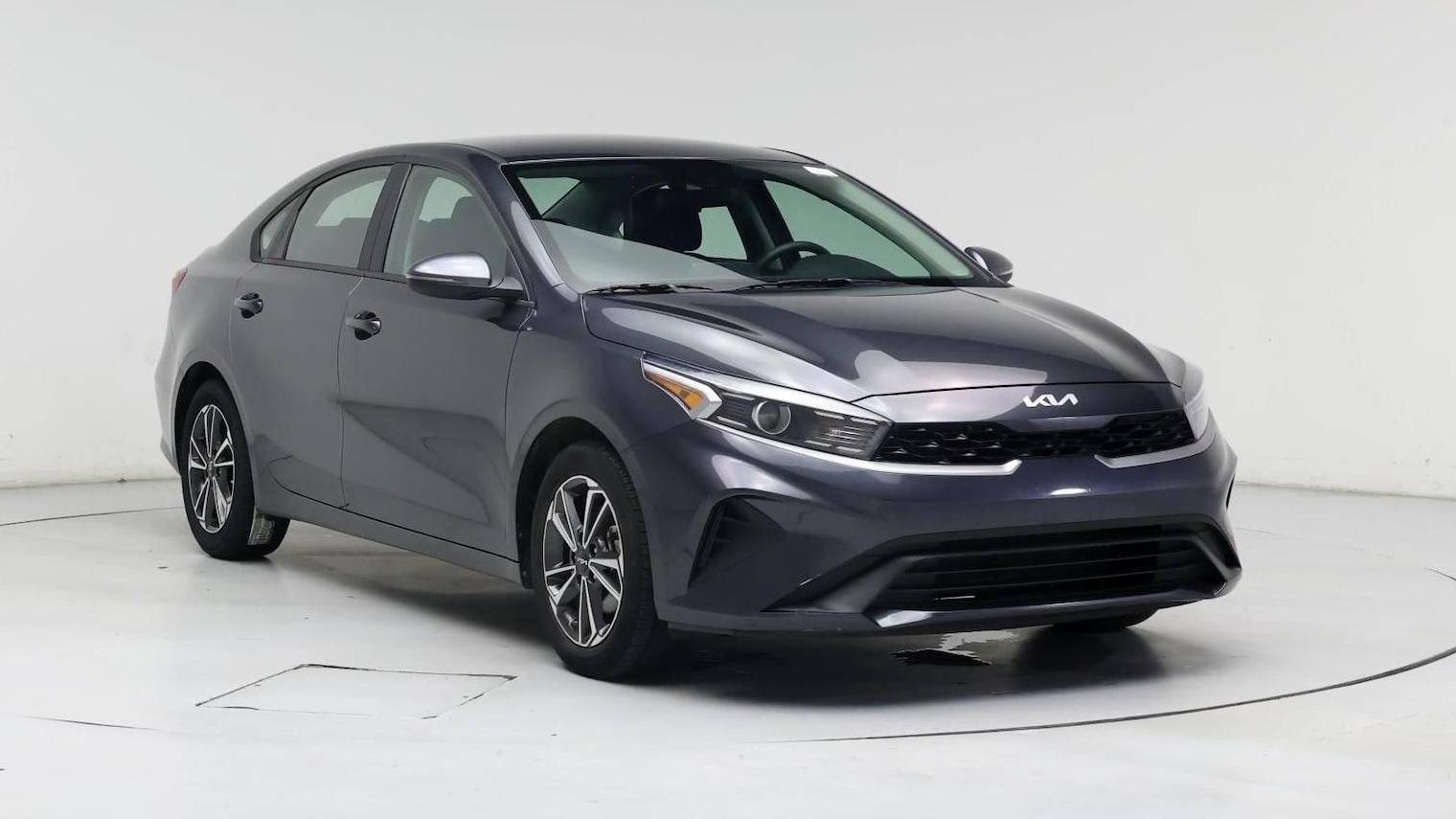 KIA FORTE 2023 3KPF24AD0PE517717 image