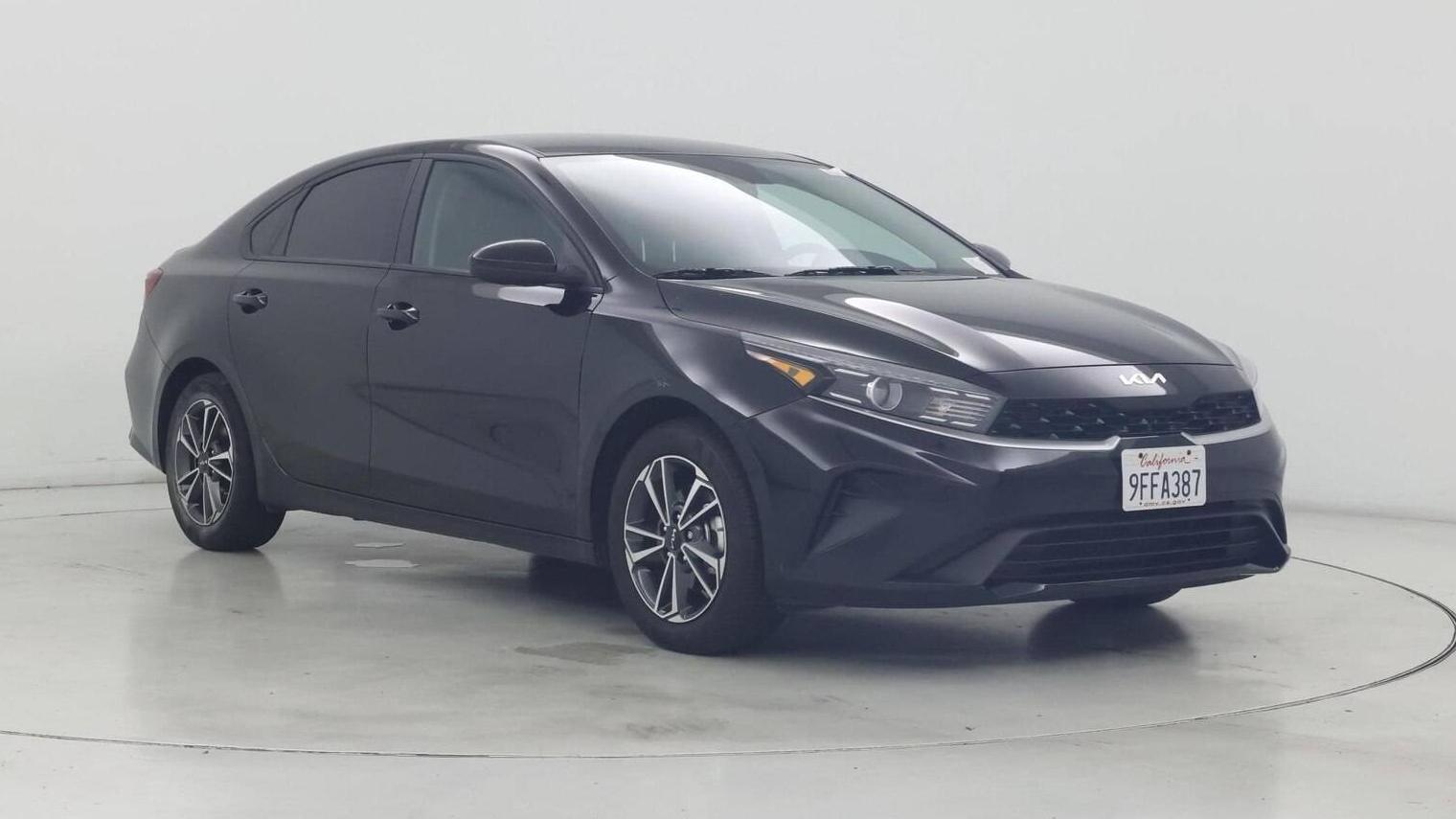 KIA FORTE 2023 3KPF24AD5PE603248 image