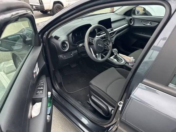 KIA FORTE 2023 3KPF24AD5PE518829 image