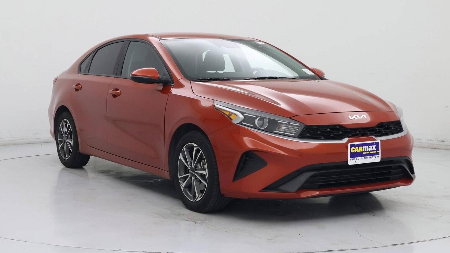 KIA FORTE 2023 3KPF24AD8PE525807 image