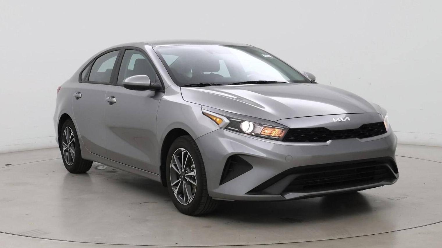 KIA FORTE 2023 3KPF24AD4PE590976 image