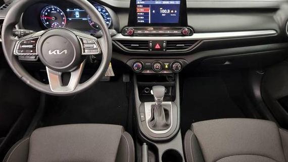 KIA FORTE 2023 3KPF24AD7PE623291 image