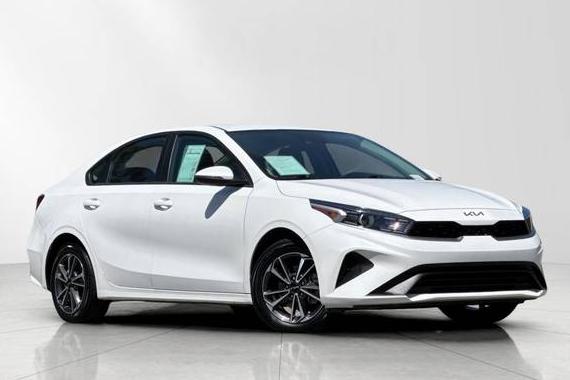 KIA FORTE 2023 3KPF24AD8PE612770 image