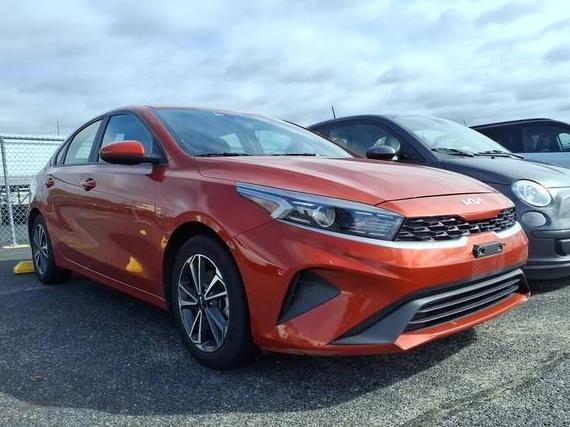 KIA FORTE 2023 3KPF24AD4PE554785 image