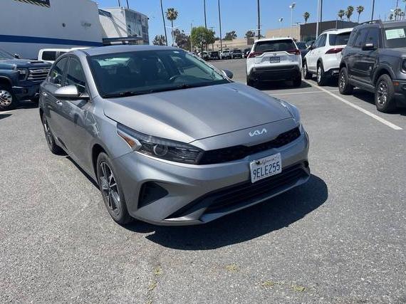 KIA FORTE 2023 3KPF24AD8PE599129 image