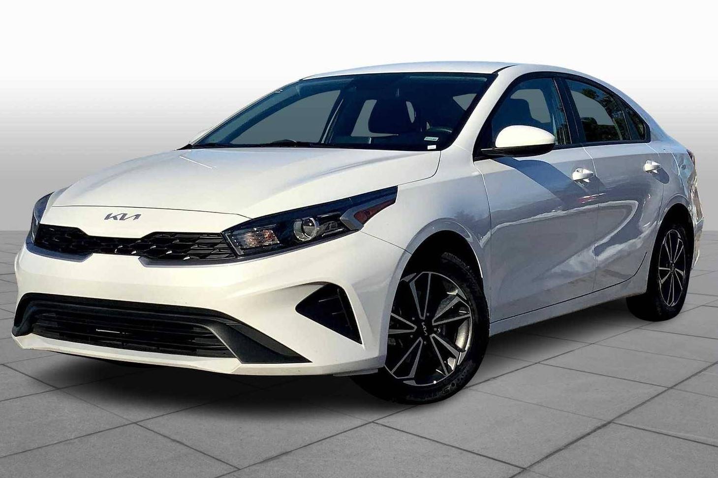 KIA FORTE 2023 3KPF24AD5PE602343 image